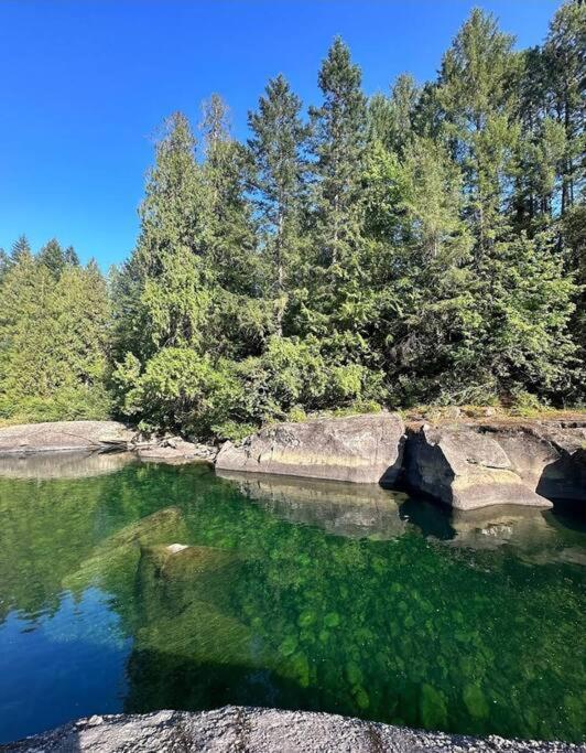 Вілла Nature Lovers' Paradise Нанаймо Екстер'єр фото