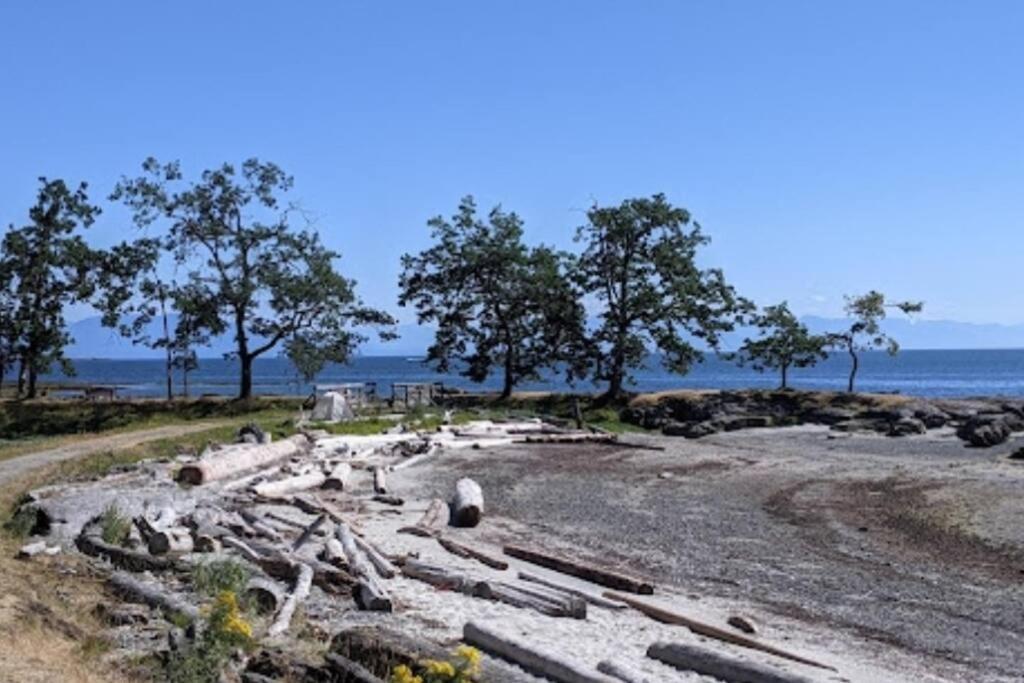 Вілла Nature Lovers' Paradise Нанаймо Екстер'єр фото